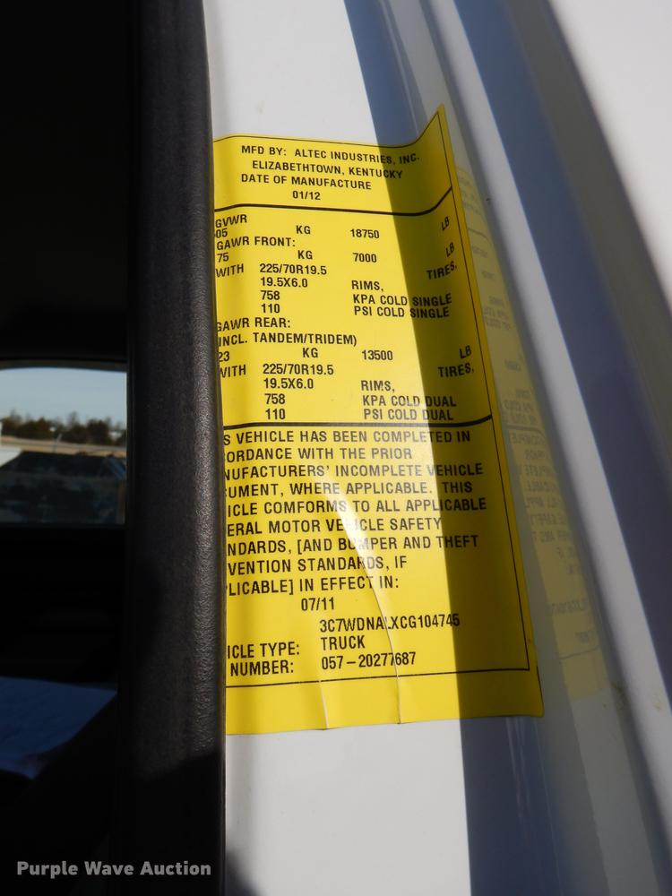 image for item DE0143 2012 Dodge Ram 5500 bucket truck