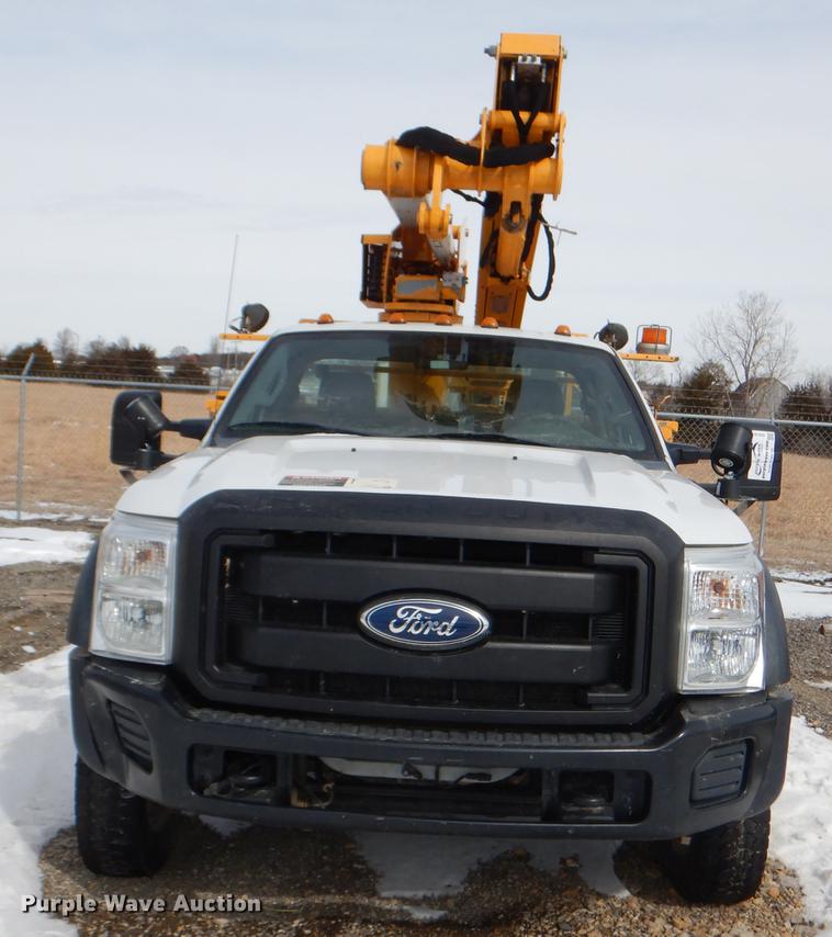 image for item DE0145 2011 Ford F550 Super Duty bucket truck