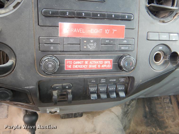 image for item DE0145 2011 Ford F550 Super Duty bucket truck