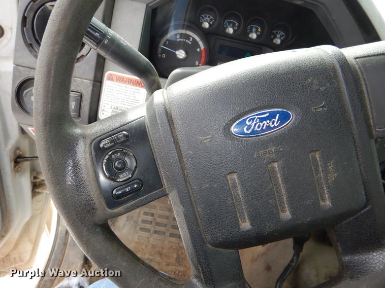 image for item DE0145 2011 Ford F550 Super Duty bucket truck