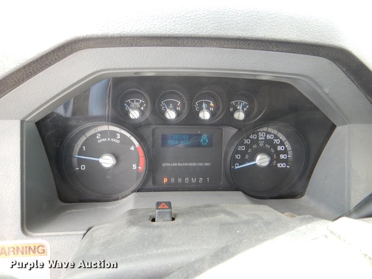 image for item DE0145 2011 Ford F550 Super Duty bucket truck