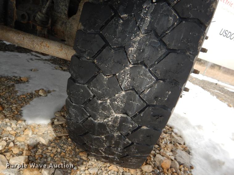 image for item DE0145 2011 Ford F550 Super Duty bucket truck