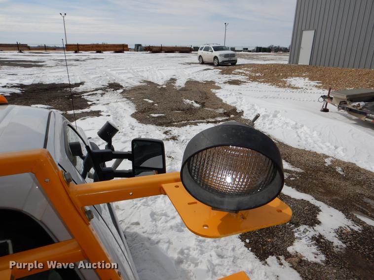 image for item DE0145 2011 Ford F550 Super Duty bucket truck