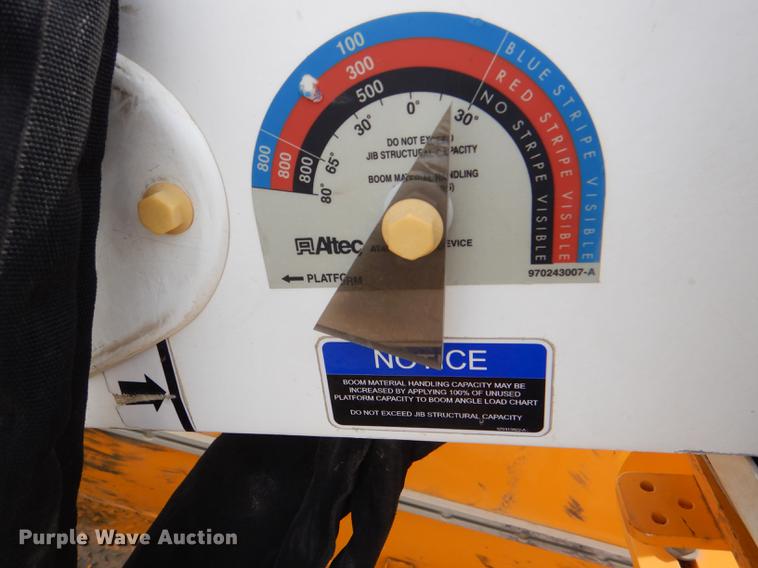 image for item DE0145 2011 Ford F550 Super Duty bucket truck