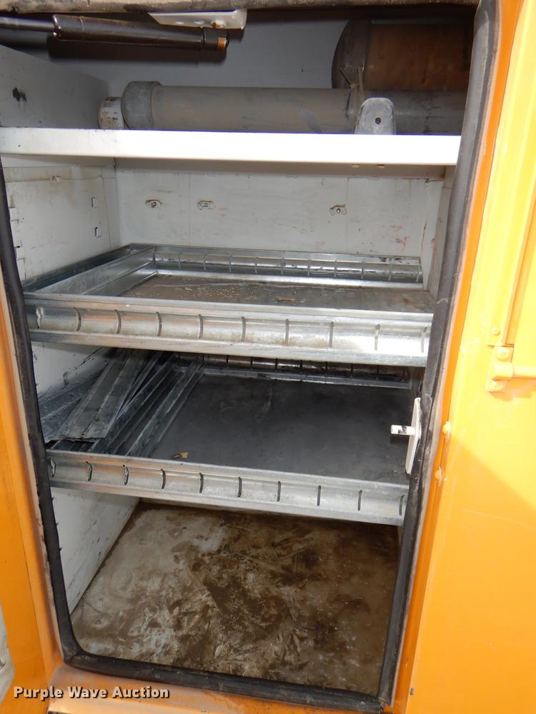 image for item DE0145 2011 Ford F550 Super Duty bucket truck