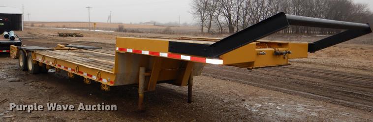 image for item DE0147 1973 Hyster C35TA equipment trailer