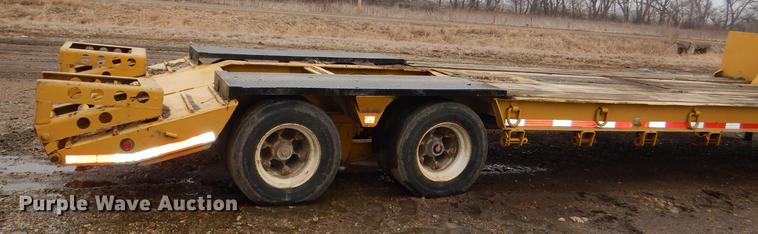 image for item DE0147 1973 Hyster C35TA equipment trailer