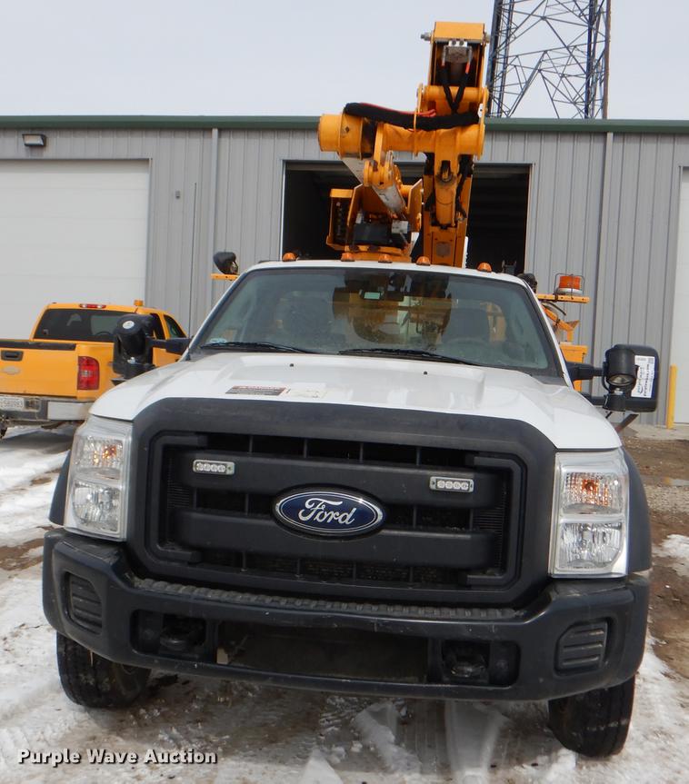 image for item DE0157 2012 Ford F550 Super Duty bucket truck