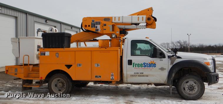 image for item DE0157 2012 Ford F550 Super Duty bucket truck