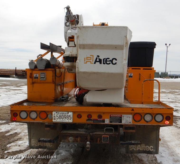 image for item DE0157 2012 Ford F550 Super Duty bucket truck