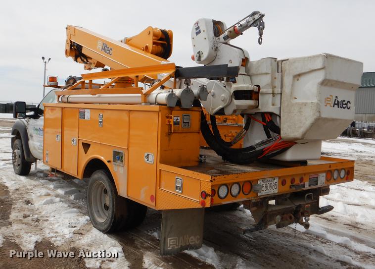 image for item DE0157 2012 Ford F550 Super Duty bucket truck