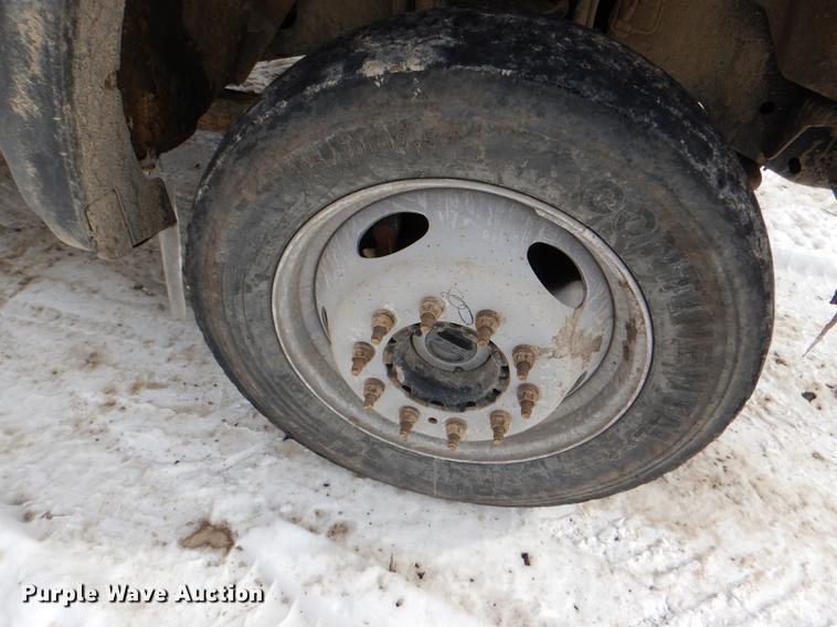 image for item DE0157 2012 Ford F550 Super Duty bucket truck