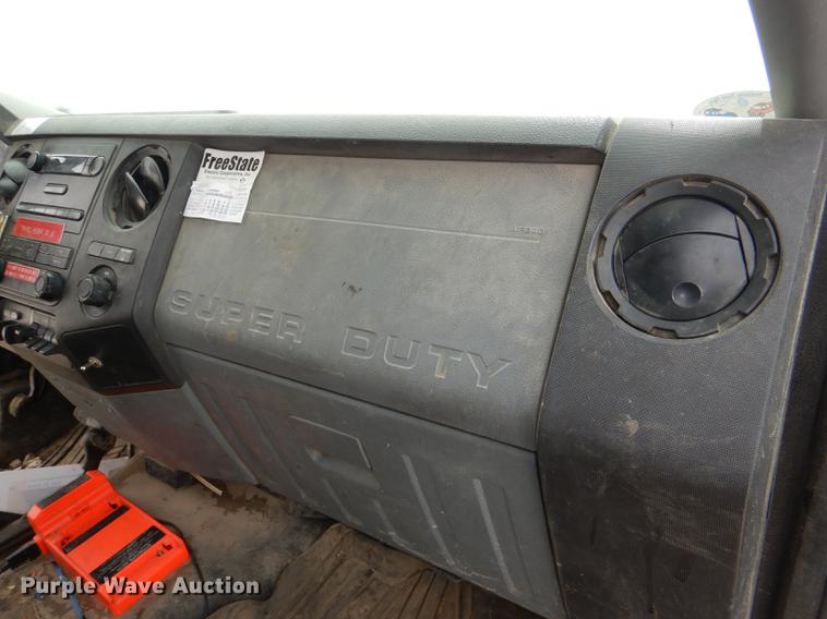 image for item DE0157 2012 Ford F550 Super Duty bucket truck