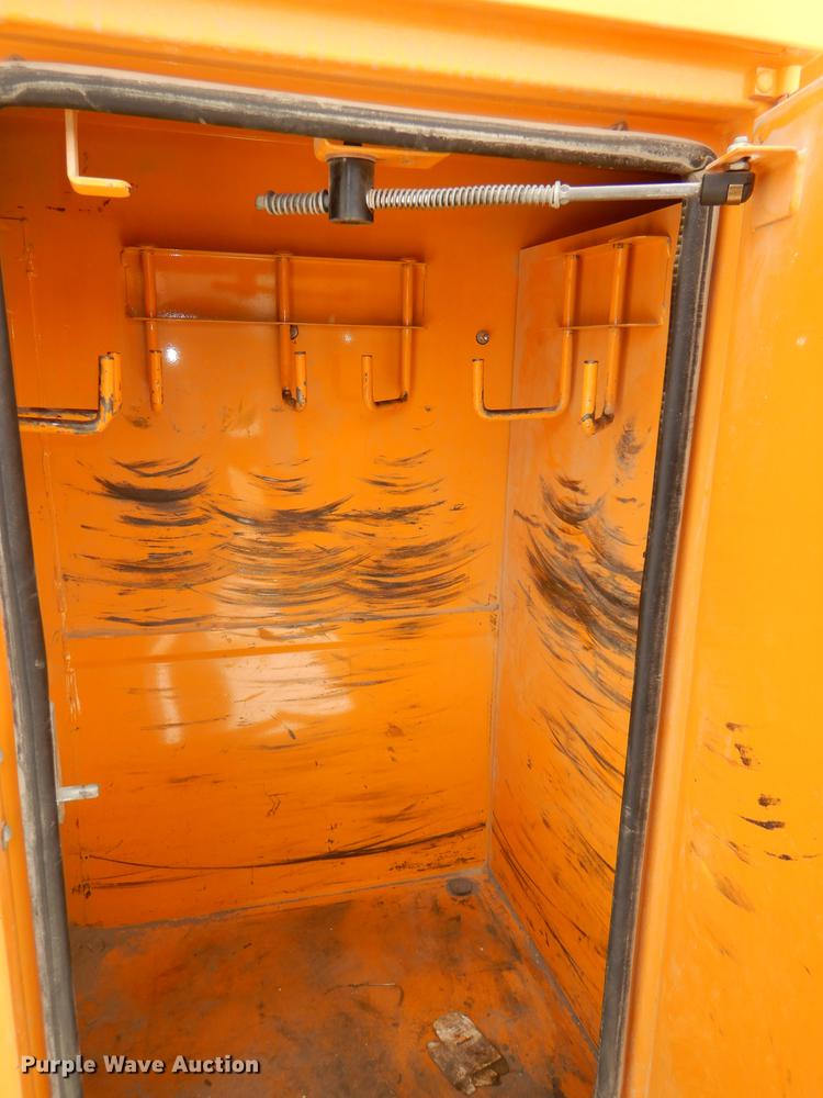 image for item DE0157 2012 Ford F550 Super Duty bucket truck