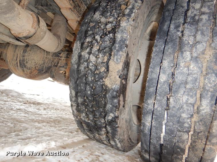 image for item DE0157 2012 Ford F550 Super Duty bucket truck