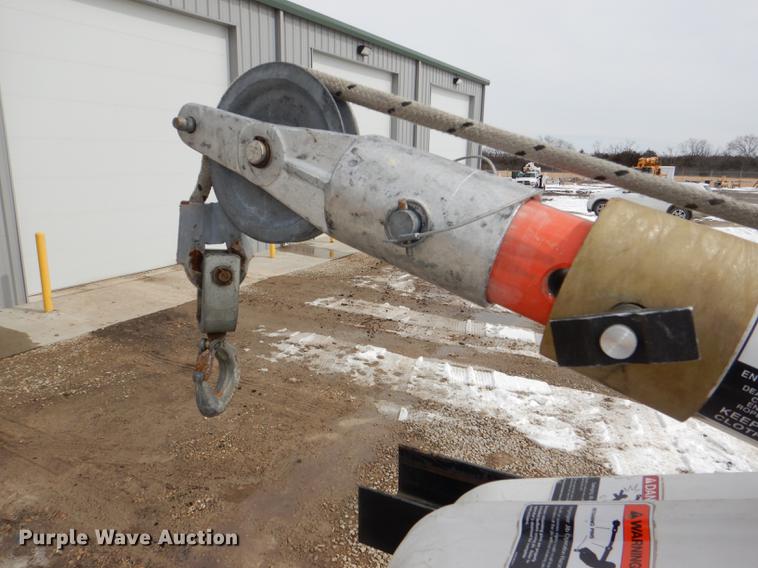 image for item DE0157 2012 Ford F550 Super Duty bucket truck