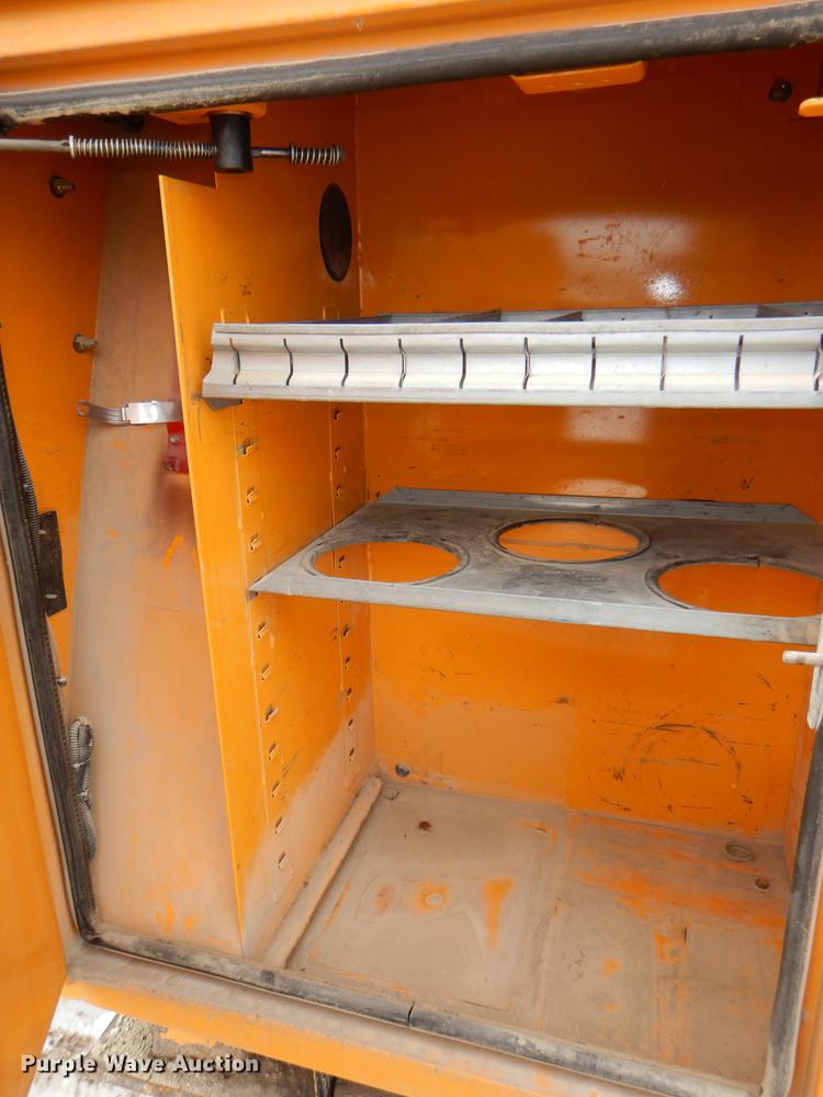 image for item DE0157 2012 Ford F550 Super Duty bucket truck