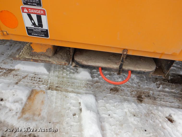 image for item DE0157 2012 Ford F550 Super Duty bucket truck