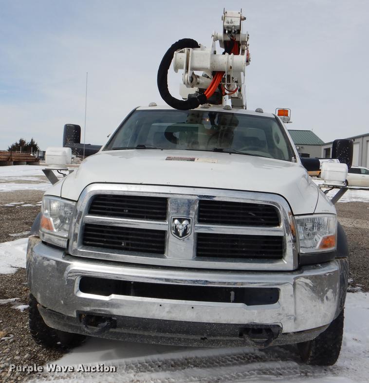 image for item DE0159 2012 Dodge Ram 5500 bucket truck