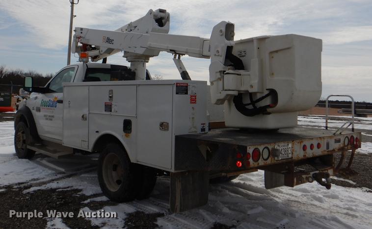 image for item DE0159 2012 Dodge Ram 5500 bucket truck