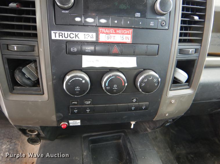 image for item DE0159 2012 Dodge Ram 5500 bucket truck