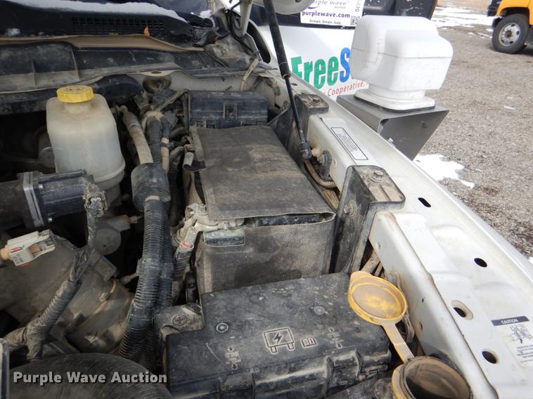 image for item DE0159 2012 Dodge Ram 5500 bucket truck