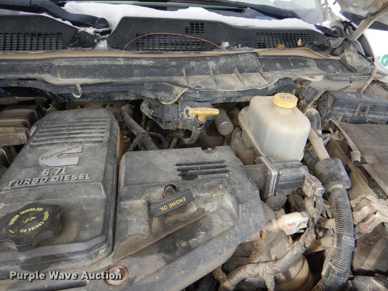 image for item DE0159 2012 Dodge Ram 5500 bucket truck