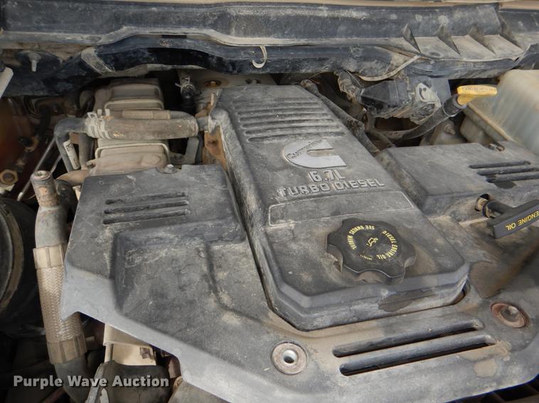 image for item DE0159 2012 Dodge Ram 5500 bucket truck