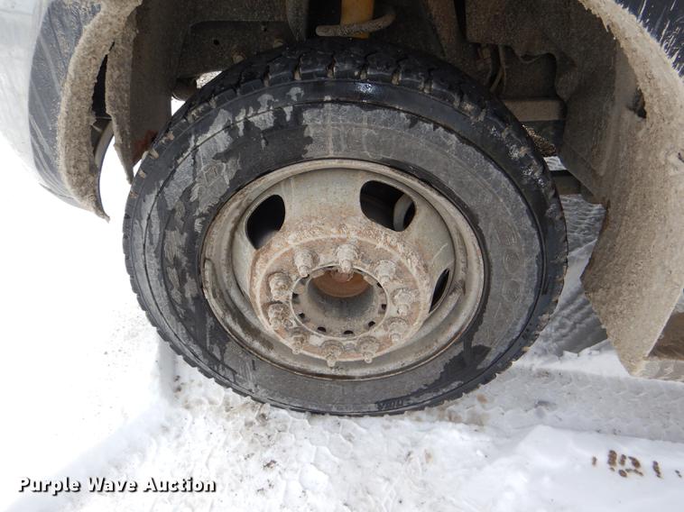 image for item DE0159 2012 Dodge Ram 5500 bucket truck