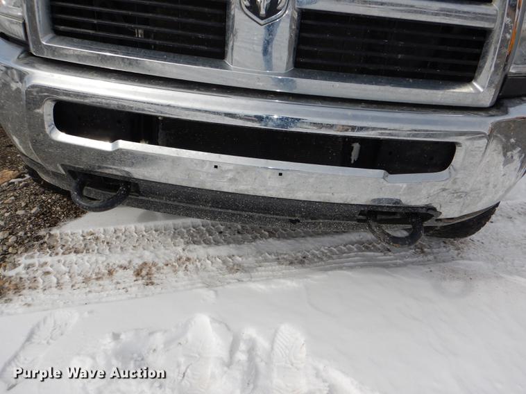 image for item DE0159 2012 Dodge Ram 5500 bucket truck