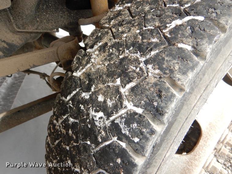 image for item DE0159 2012 Dodge Ram 5500 bucket truck