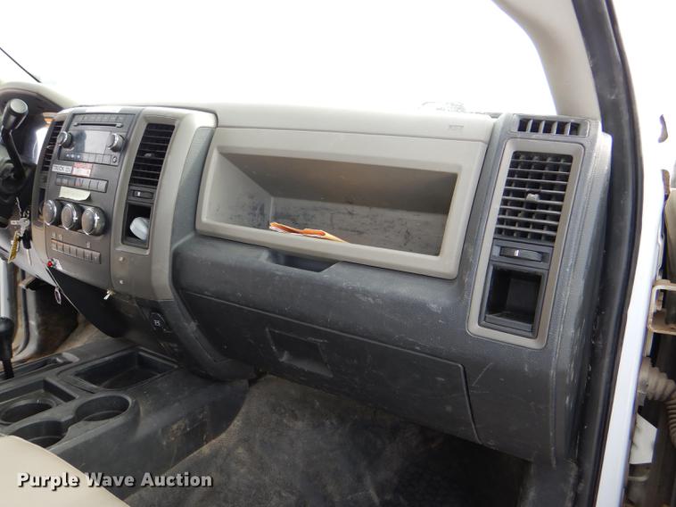 image for item DE0159 2012 Dodge Ram 5500 bucket truck