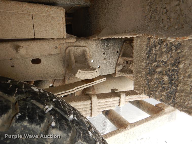 image for item DE0159 2012 Dodge Ram 5500 bucket truck