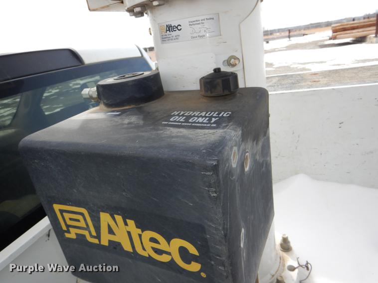 image for item DE0159 2012 Dodge Ram 5500 bucket truck