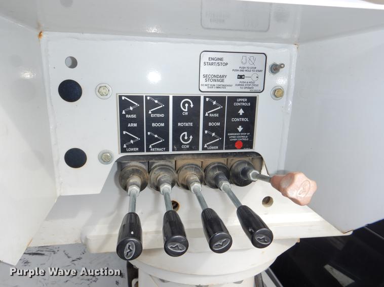 image for item DE0159 2012 Dodge Ram 5500 bucket truck