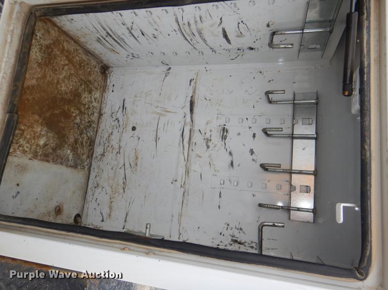 image for item DE0159 2012 Dodge Ram 5500 bucket truck