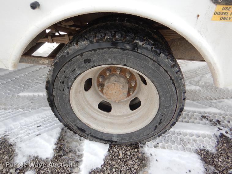 image for item DE0159 2012 Dodge Ram 5500 bucket truck