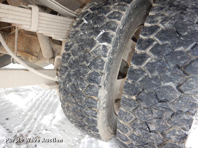 image for item DE0159 2012 Dodge Ram 5500 bucket truck