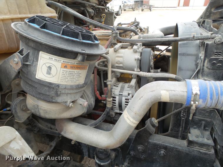 image for item DE1363 2004 Freightliner Business Class M2 bucket truck