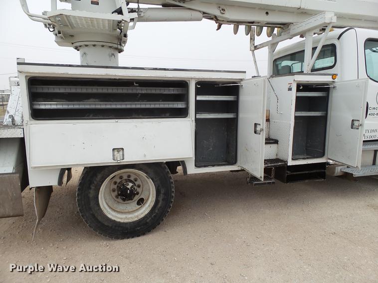 image for item DE1363 2004 Freightliner Business Class M2 bucket truck