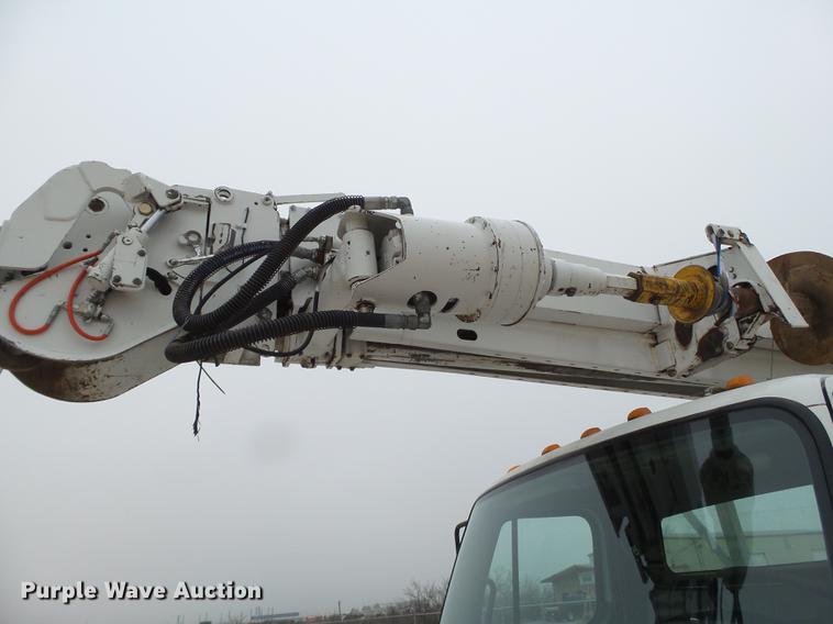 image for item DE1363 2004 Freightliner Business Class M2 bucket truck