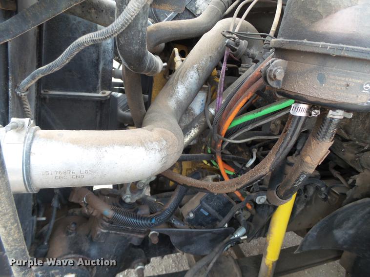 image for item DE1364 2005 Chevrolet C7500 bucket truck