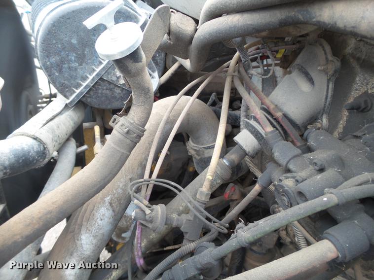 image for item DE1364 2005 Chevrolet C7500 bucket truck