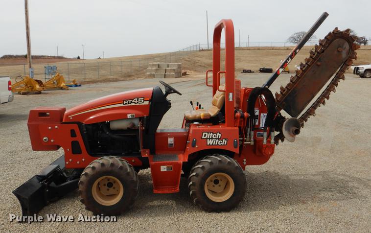 image for item DE3855 2014 Ditch Witch RT45 trencher