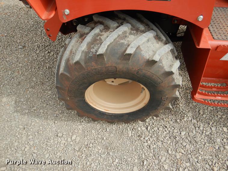 image for item DE3855 2014 Ditch Witch RT45 trencher