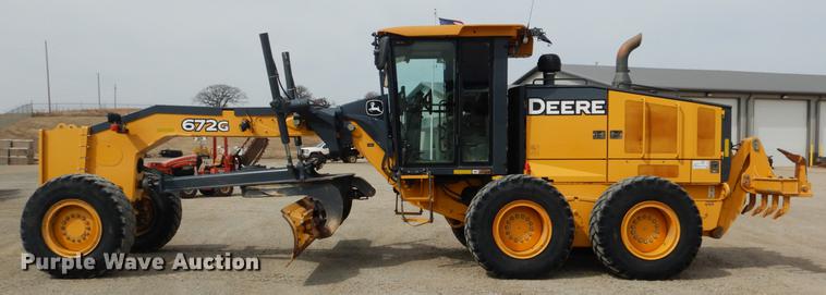 image for item DE3856 2013 John Deere 672G motor grader
