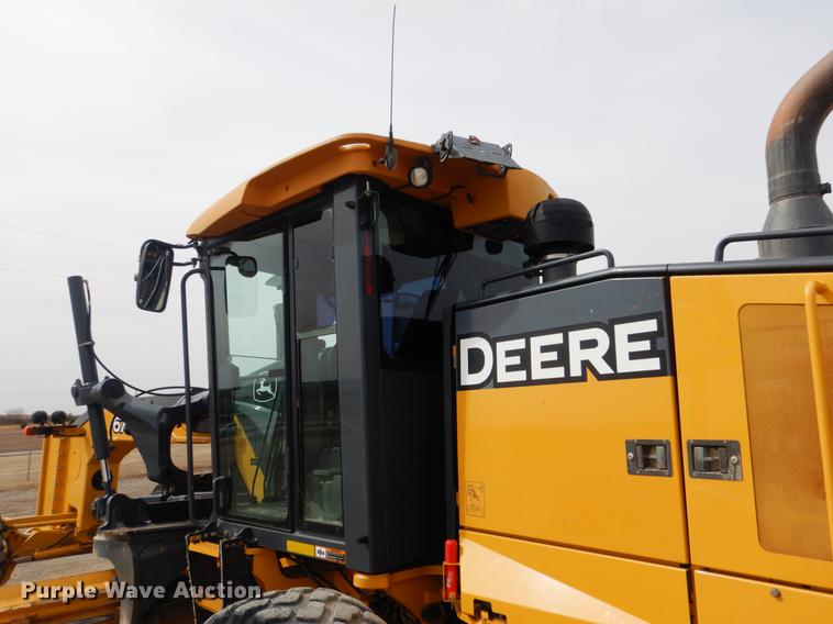 image for item DE3856 2013 John Deere 672G motor grader