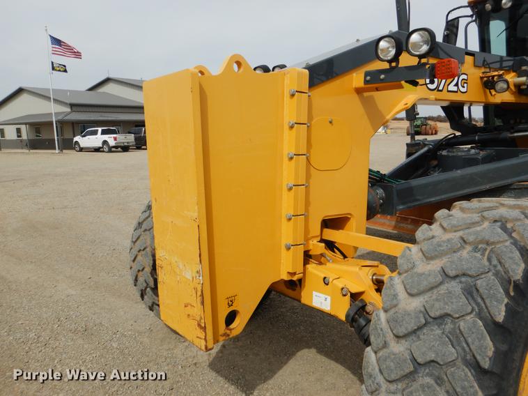 image for item DE3856 2013 John Deere 672G motor grader