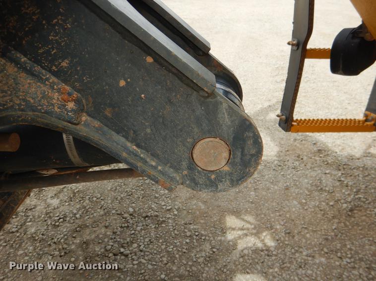 image for item DE3856 2013 John Deere 672G motor grader