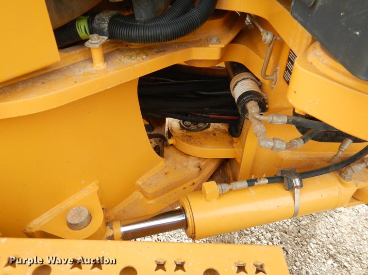 image for item DE3856 2013 John Deere 672G motor grader